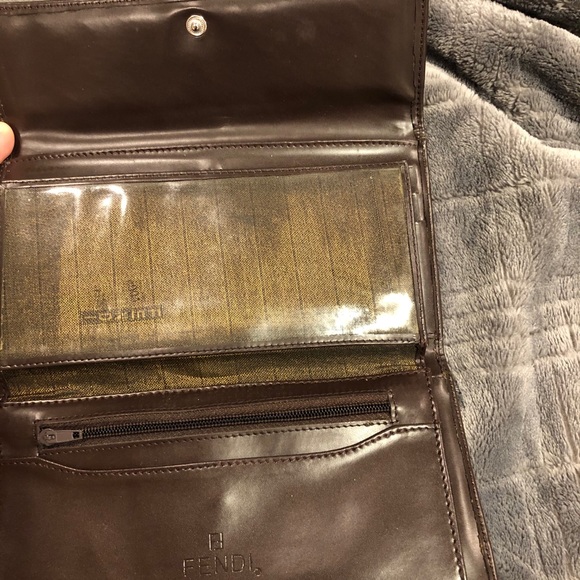 Vintage Fendi wallet - Picture 4 of 8